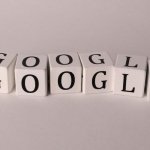 Pod maską wyszukiwarki: jak działa internetowy silnik — przewodnik od podstaw