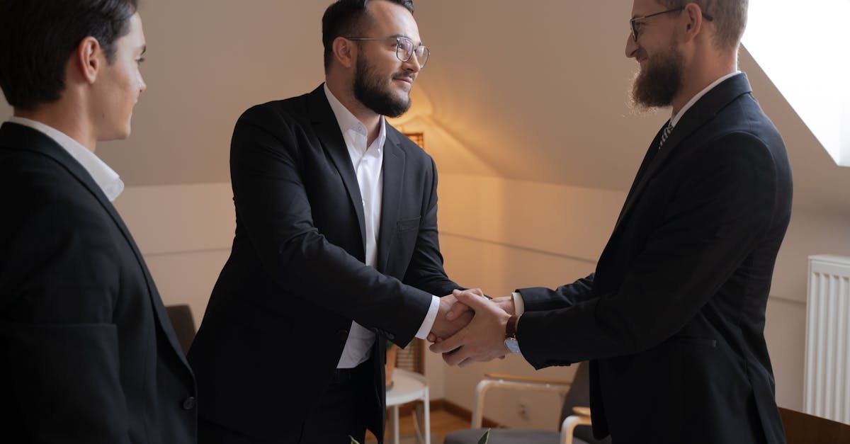 Zbuduj ekosystem, nie tylko listę kontaktów: sprawdzona ścieżka do mocnych partnerstw w IT