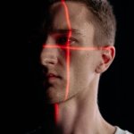 Od spojrzenia do odblokowania: Sekretne mechanizmy rozpoznawania twarzy w smartfonach