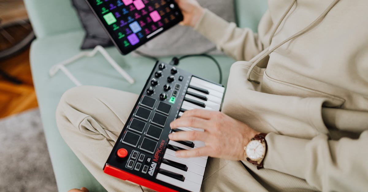 Domowe studio od zera: stwórz swój pierwszy elektroniczny utwór w tydzień